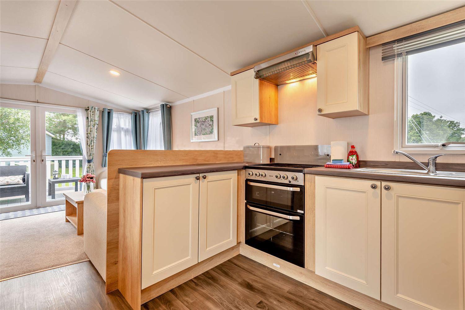 2 Bed 6 Berth In Shorefield Oakdene Dorset * Ferndown